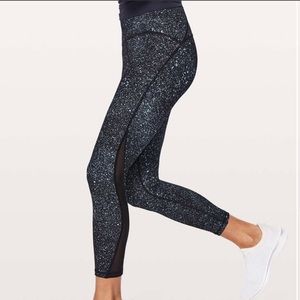 Lululemon Train Times 7/8 Pant 25"
